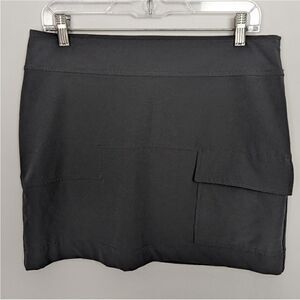 WOMENS SIZE 8 TITLE NINE ACTIVE HIKING SKIRT